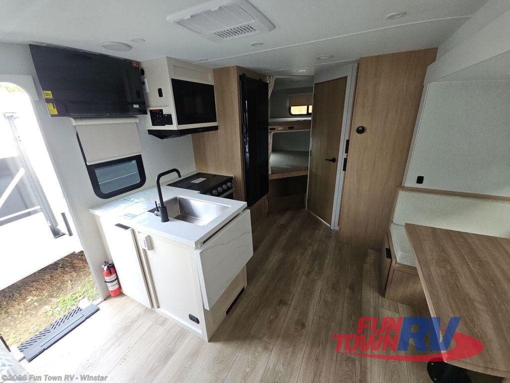 New 2026 Winnebago Thrive 22MBH available in Thackerville, Oklahoma