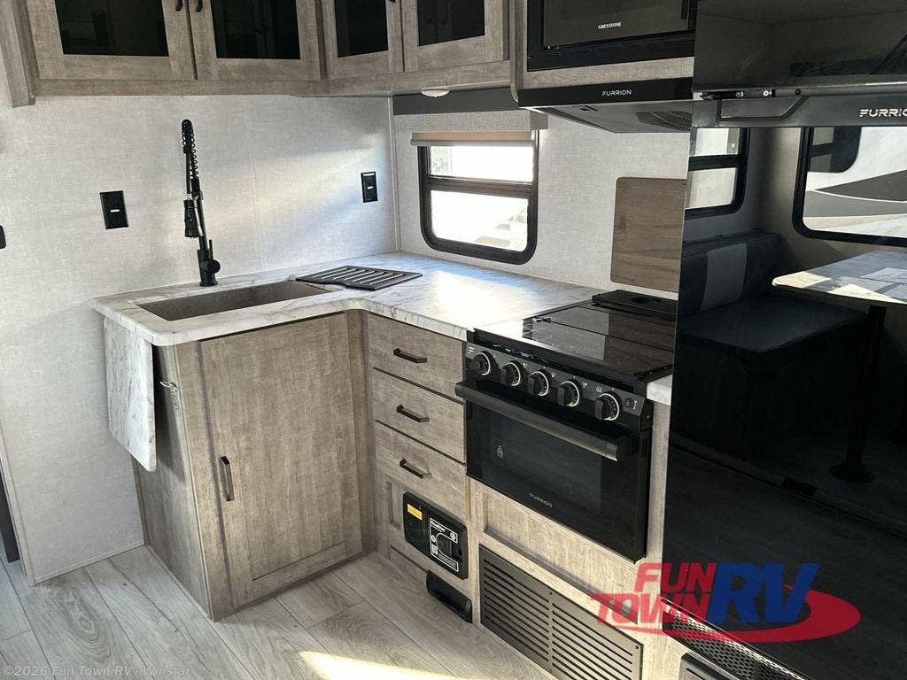 2023 Grand Surveyor 267RBSS by Forest River from Fun Town RV - Winstar in Thackerville, Oklahoma