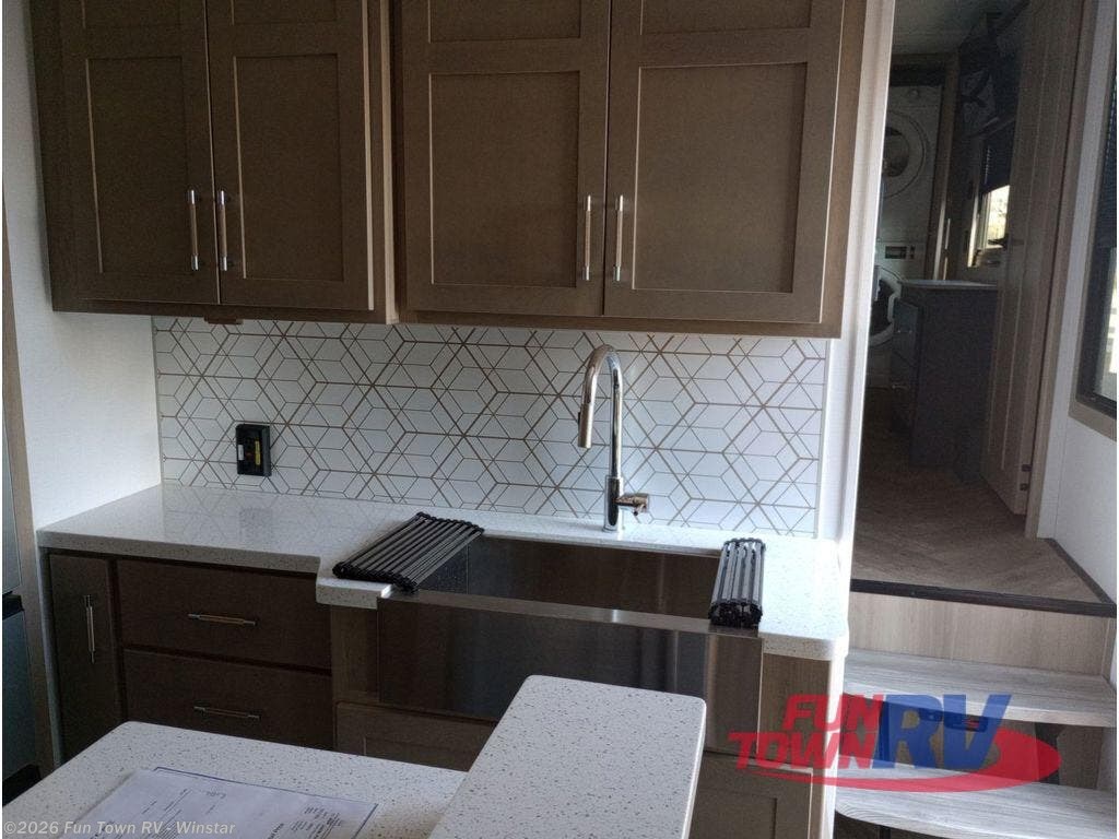 New 2026 Keystone Raptor 415 available in Thackerville, Oklahoma