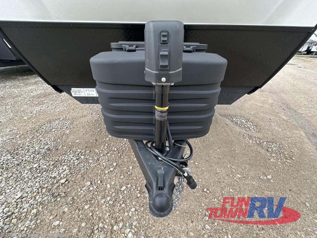 New 2025 Forest River Cherokee Alpha Wolf 33RL available in Thackerville, Oklahoma