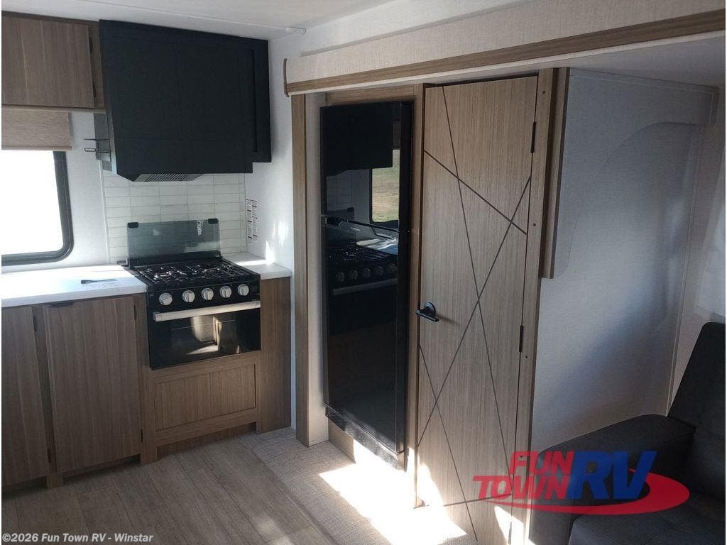 2025 Wildwood 22ERAS by Forest River from Fun Town RV - Winstar in Thackerville, Oklahoma