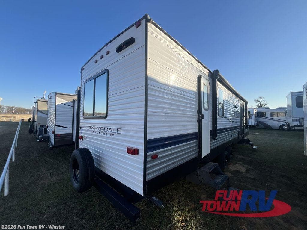 2023 Keystone Springdale SG38FL - Used Travel Trailer For Sale by Fun Town RV - Winstar in Thackerville, Oklahoma