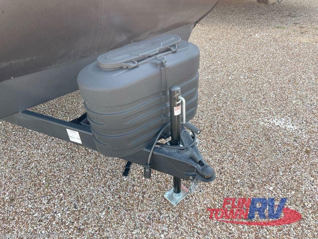 New 2025 Forest River Wildwood FSX 28VC available in Thackerville, Oklahoma