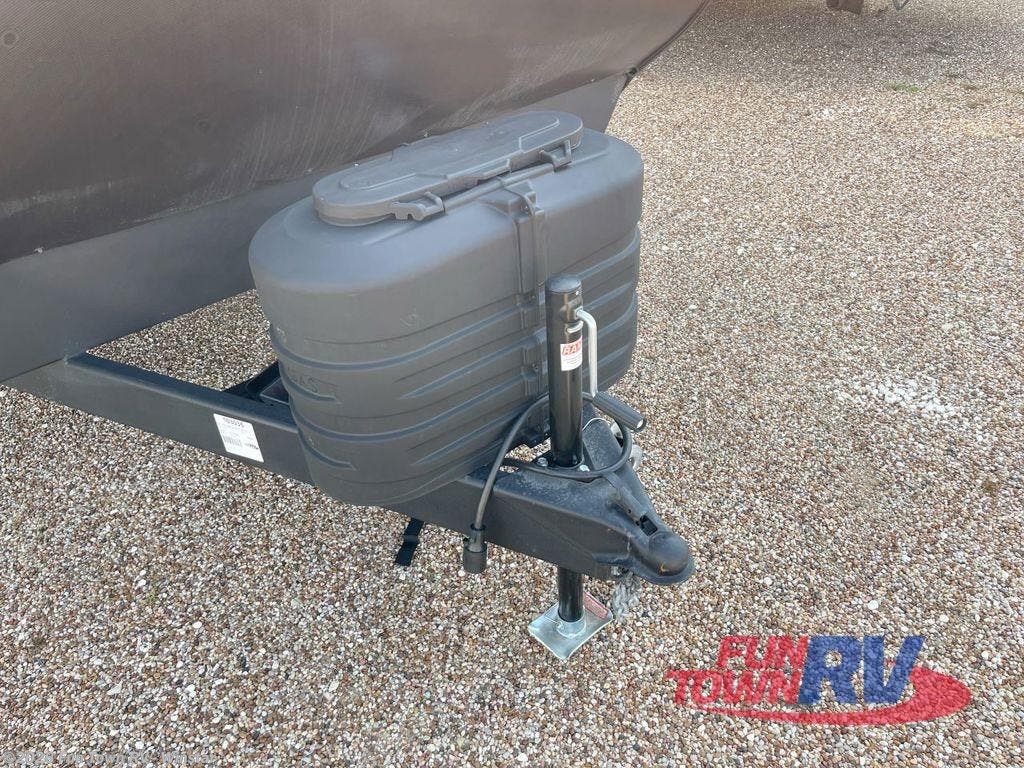 New 2025 Forest River Wildwood FSX 28VC available in Thackerville, Oklahoma