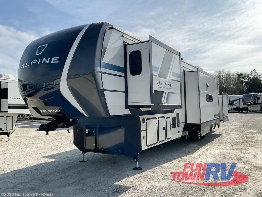 New 2026 Keystone Alpine Avalanche Edition 390DS available in Thackerville, Oklahoma