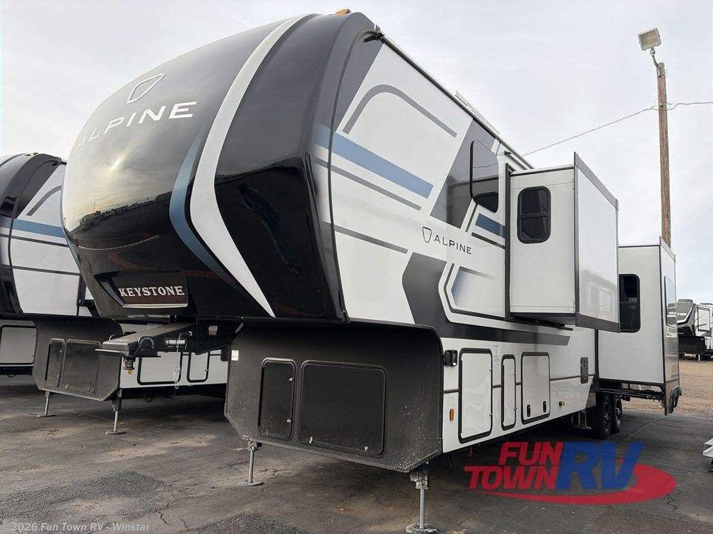 New 2026 Keystone Alpine 3910RK available in Thackerville, Oklahoma