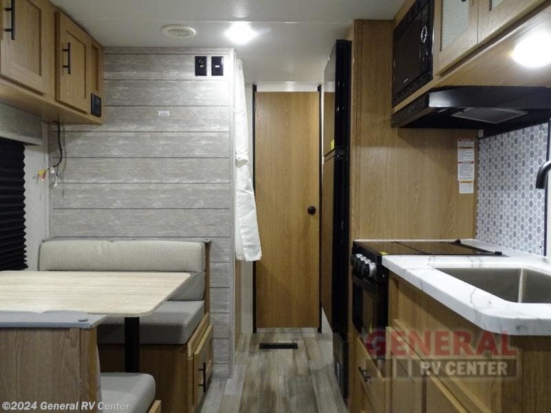 2024 Prime Time Avenger 26BK RV for Sale in Clarkston, MI 48348