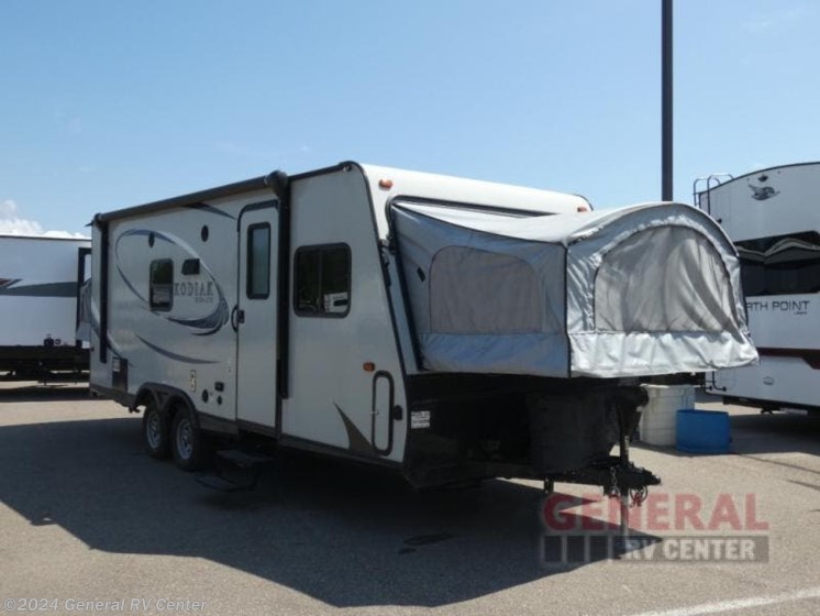 Used 2017 Dutchmen Kodiak Ultra Lite 206ES available in Clarkston, Michigan