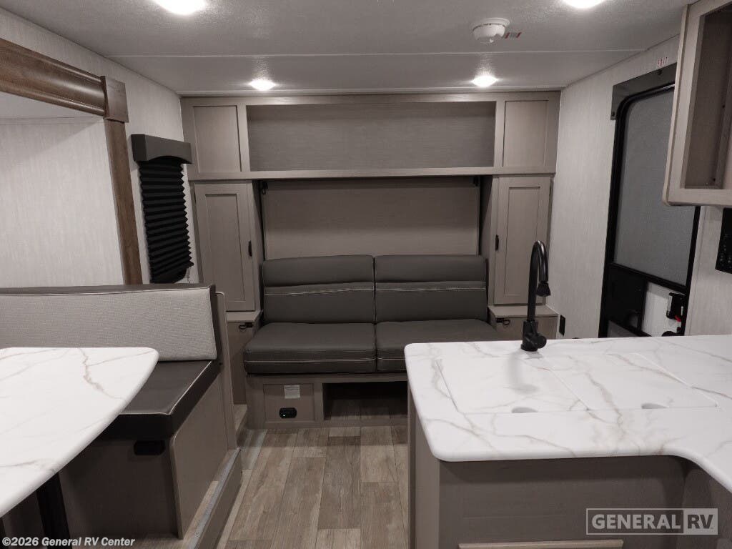 New 2025 Coachmen Clipper 22BHSR-E available in Clarkston, Michigan