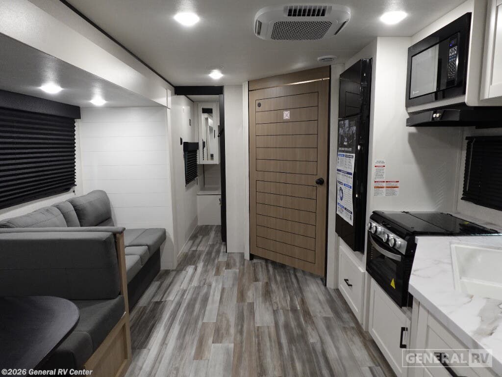 New 2026 Jayco Flight 263BHS available in Clarkston, Michigan
