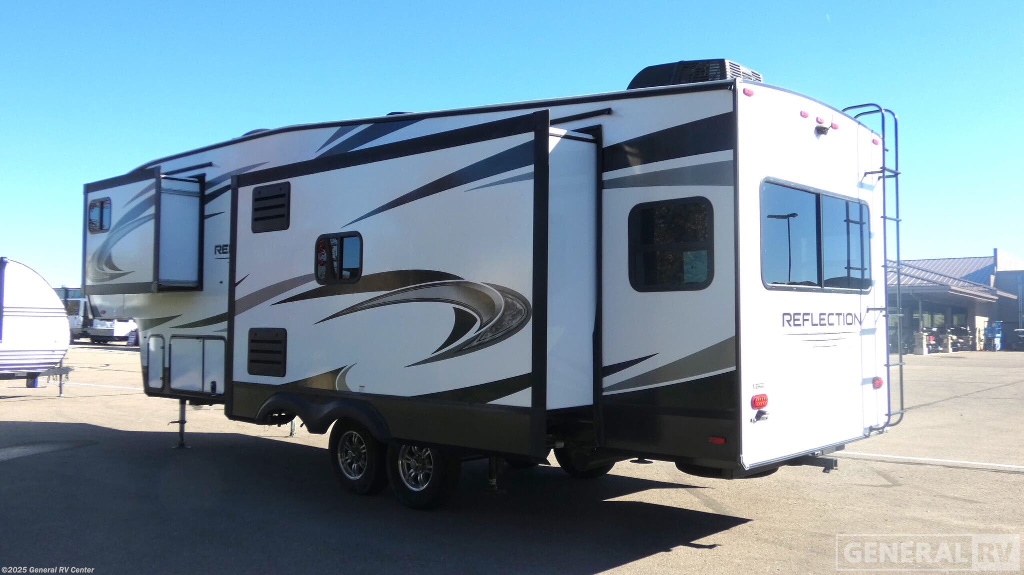 2021 Reflection 303RLS by Grand Design from General RV Center in Clarkston, Michigan