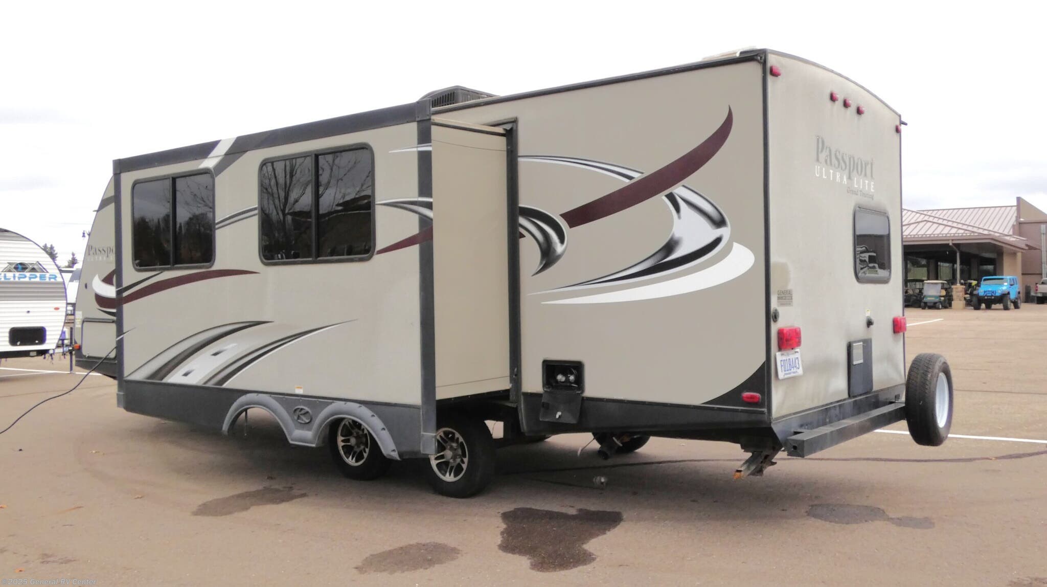 2016 Passport 2670BH by Keystone from General RV Center in Clarkston, Michigan
