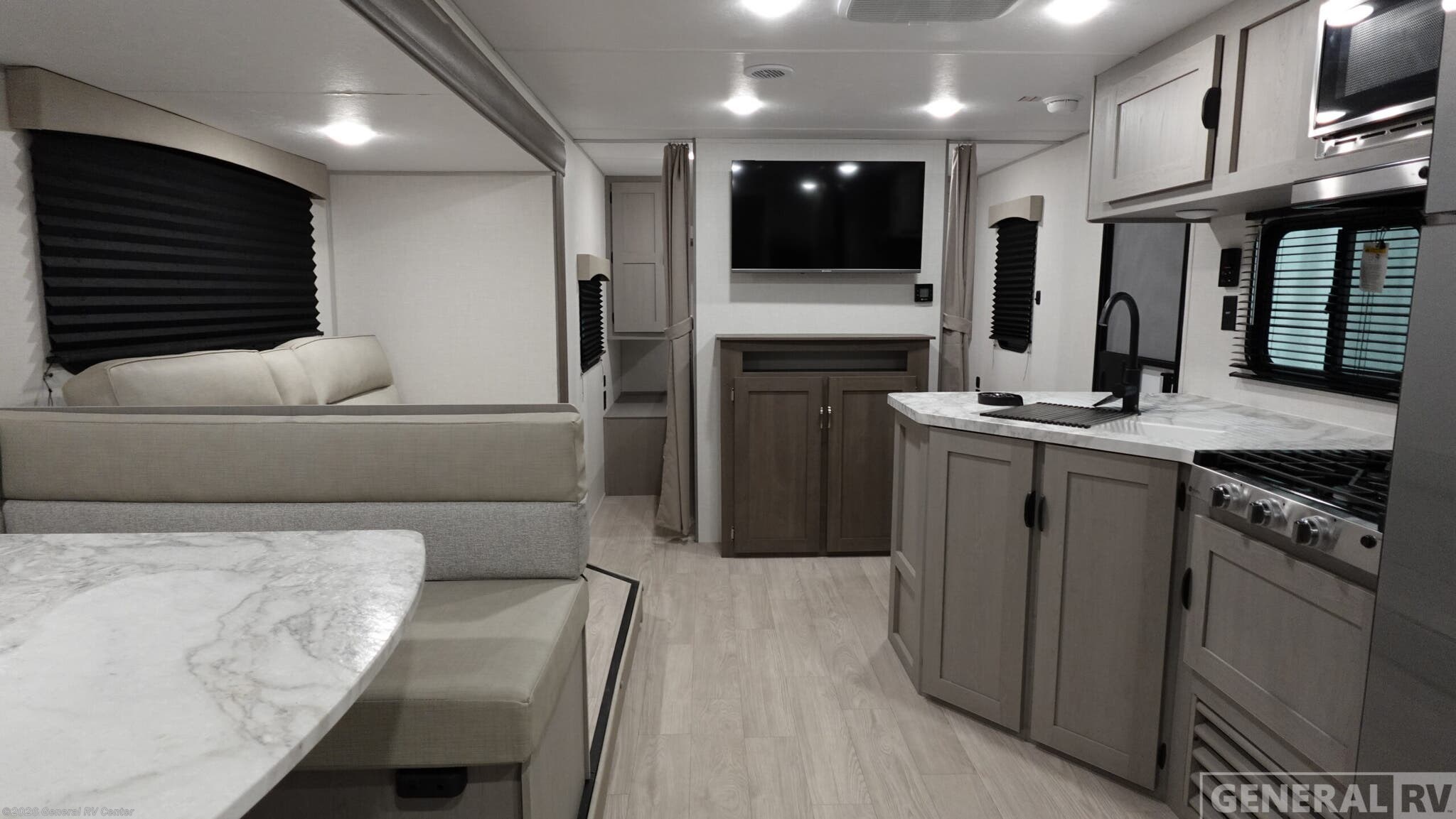 New 2026 Coachmen Clipper 262DBS available in Clarkston, Michigan