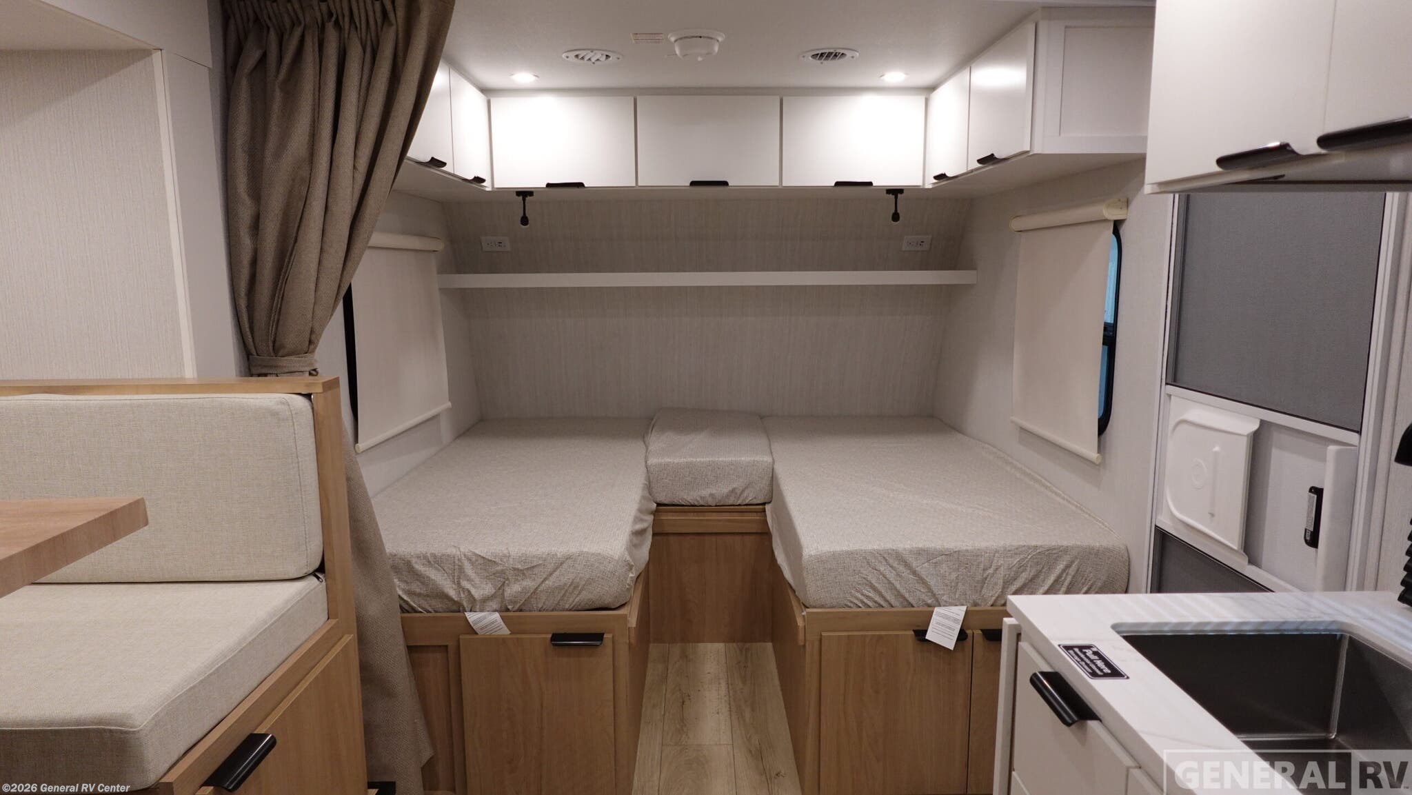 New 2026 Winnebago Micro Minnie 2108TB available in Clarkston, Michigan