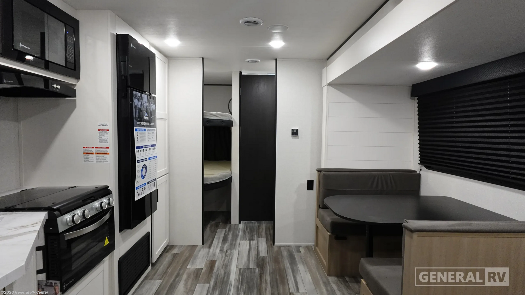 2026 Jayco FLIGHT 261BHS - New Travel Trailer For Sale by General RV Center in Clarkston, Michigan