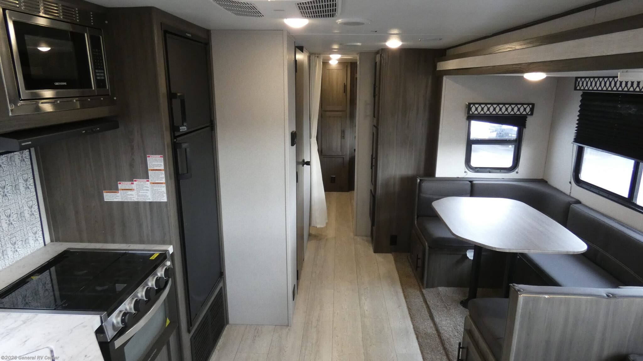 2021 Shasta Oasis 30QB - Used Travel Trailer For Sale by General RV Center in Clarkston, Michigan