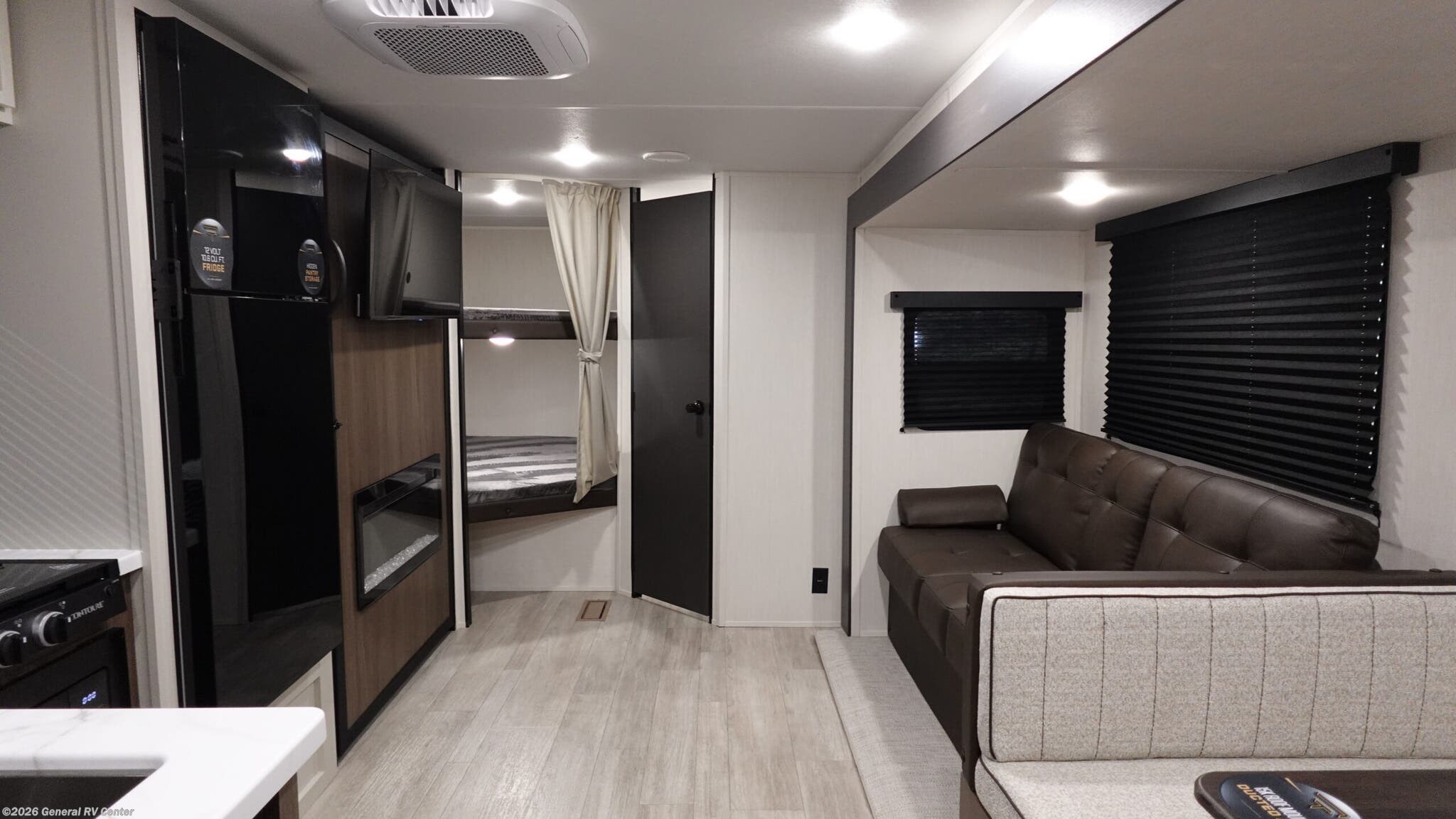2026 Prime Time Avenger 26DBS - New Travel Trailer For Sale by General RV Center in Clarkston, Michigan