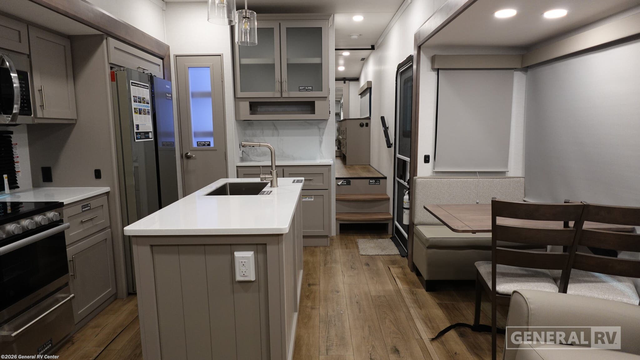 New 2026 Alliance RV Avenue 32RLS available in Clarkston, Michigan