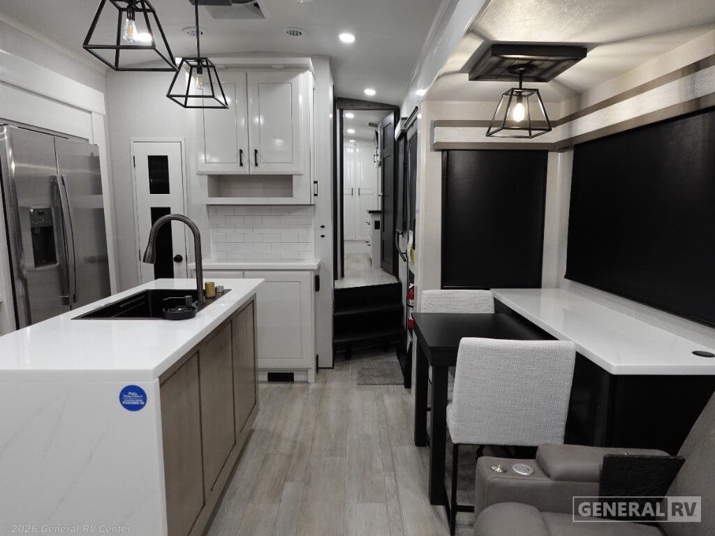 New 2026 Jayco Pinnacle 32RLTS available in Clarkston, Michigan