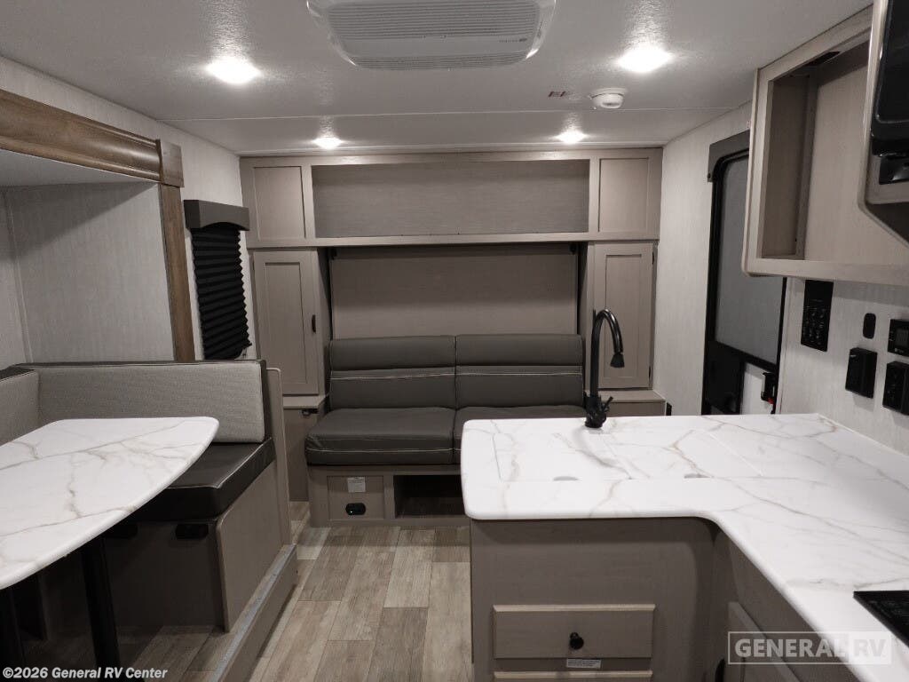 New 2025 Coachmen Clipper 22BHSR-E available in Clarkston, Michigan