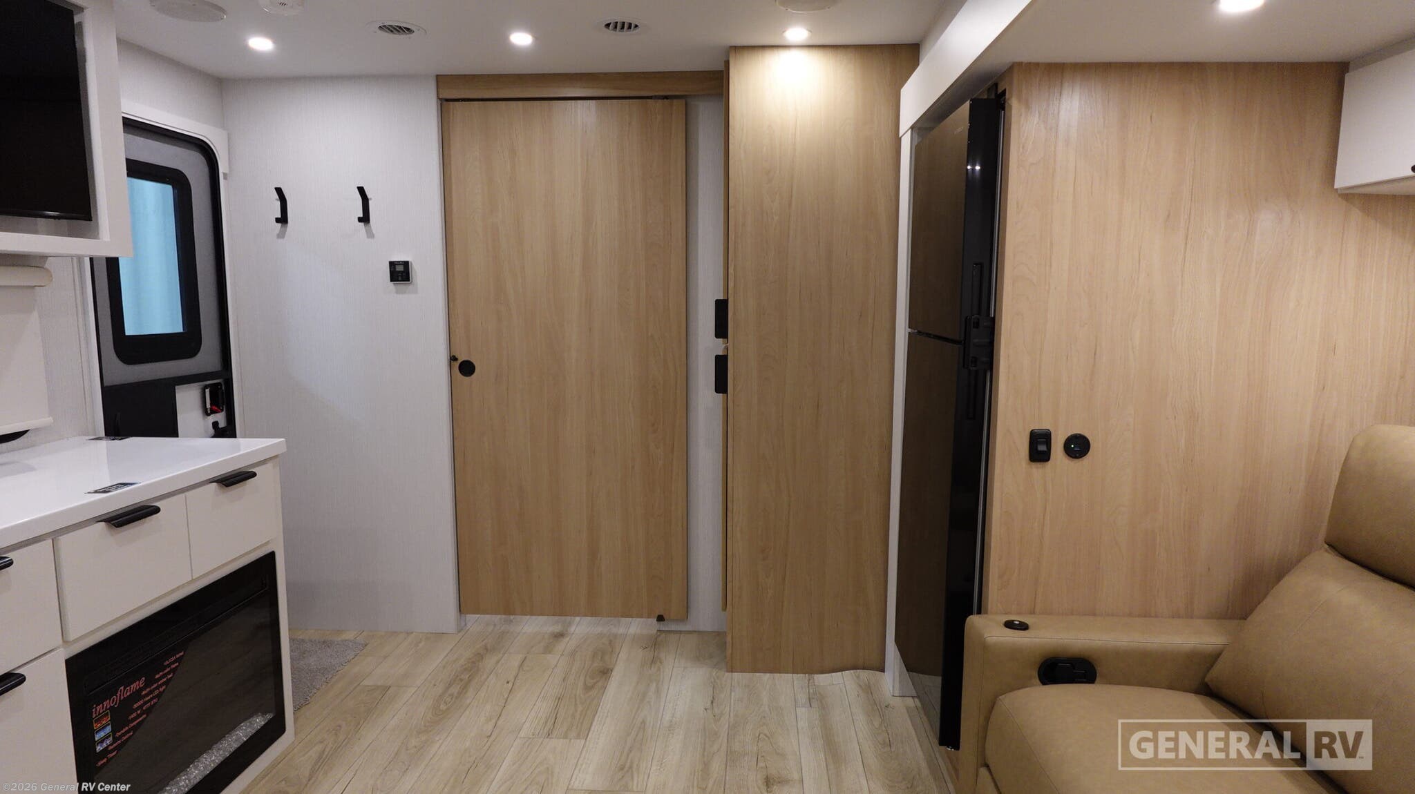 2026 Winnebago Thrive 22MBH - New Travel Trailer For Sale by General RV Center in Clarkston, Michigan