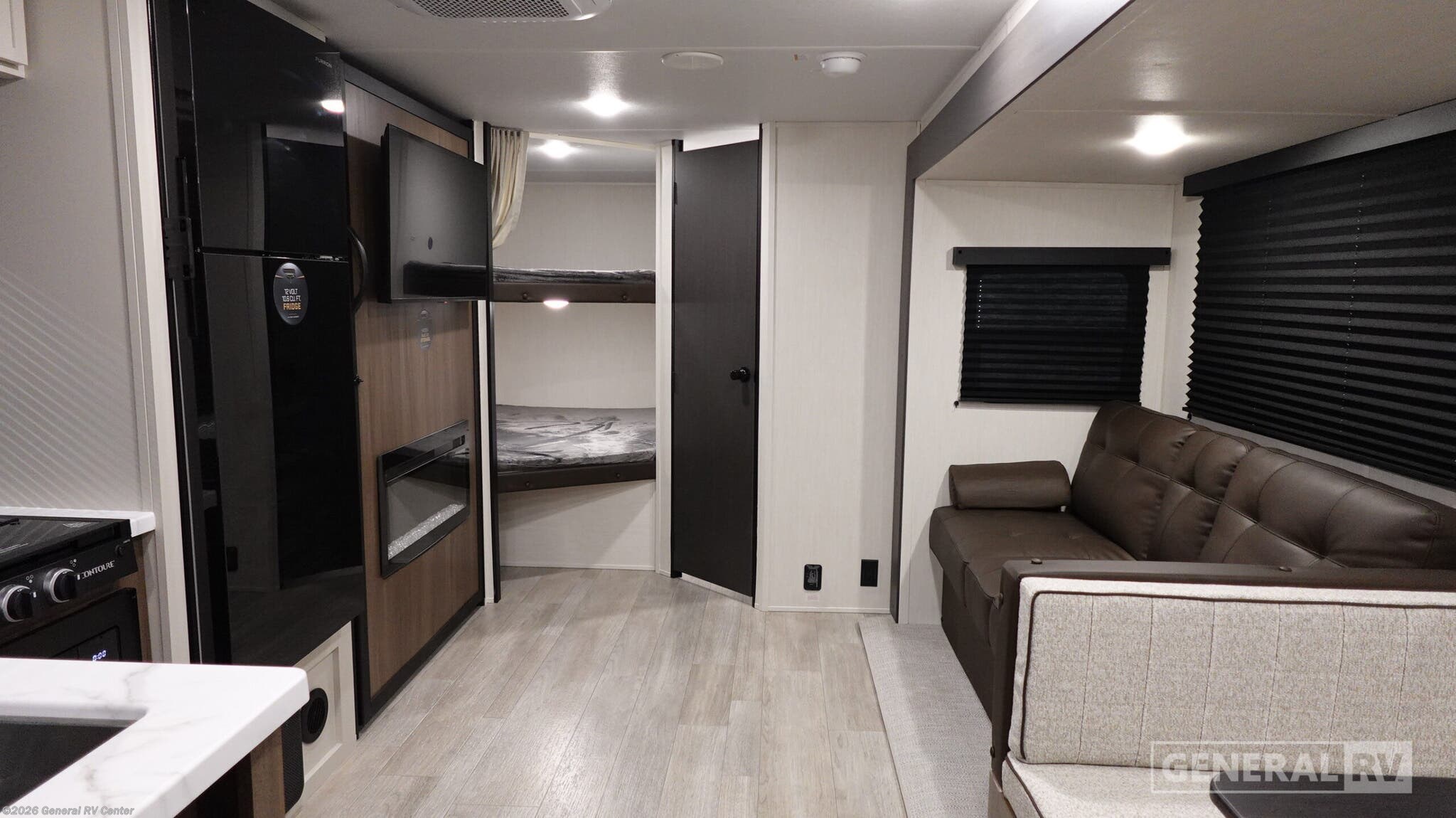 2026 Prime Time Avenger 26DBS - New Travel Trailer For Sale by General RV Center in Clarkston, Michigan