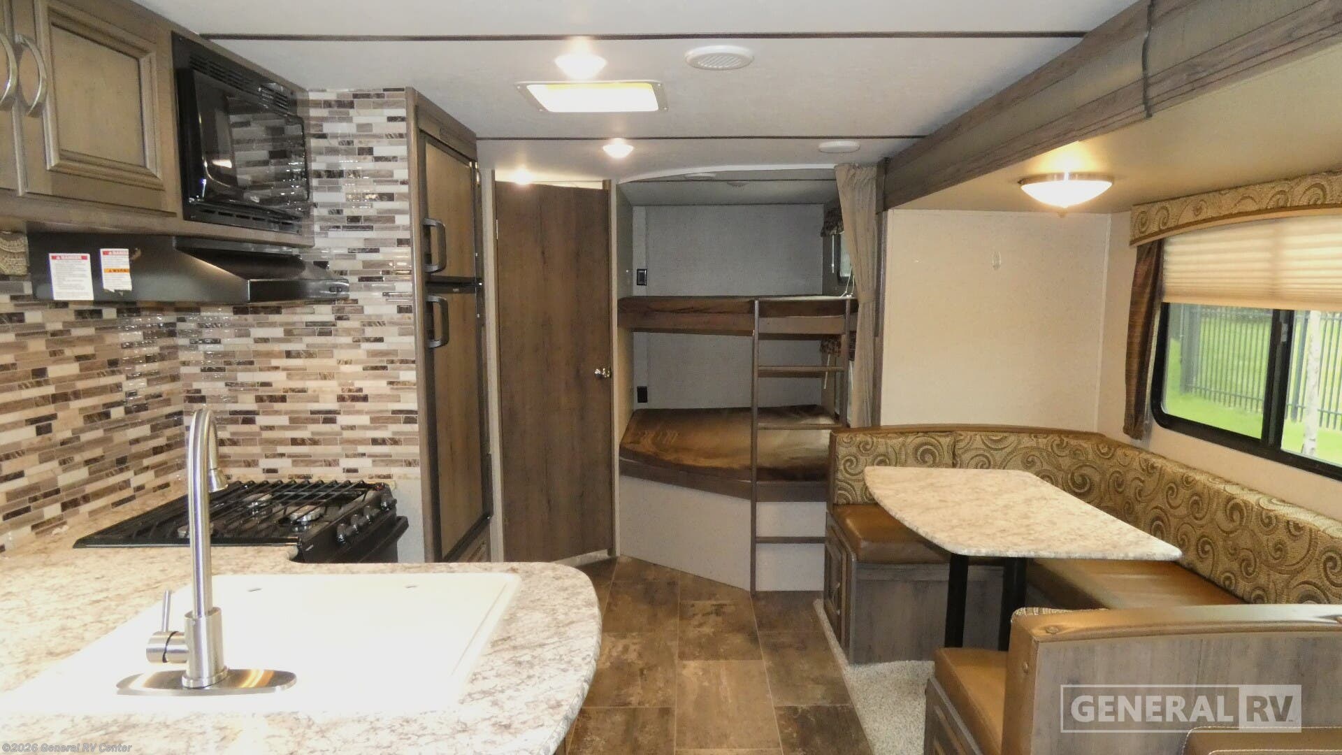 2018 Keystone Passport 2810BH - Used Travel Trailer For Sale by General RV Center in Clarkston, Michigan