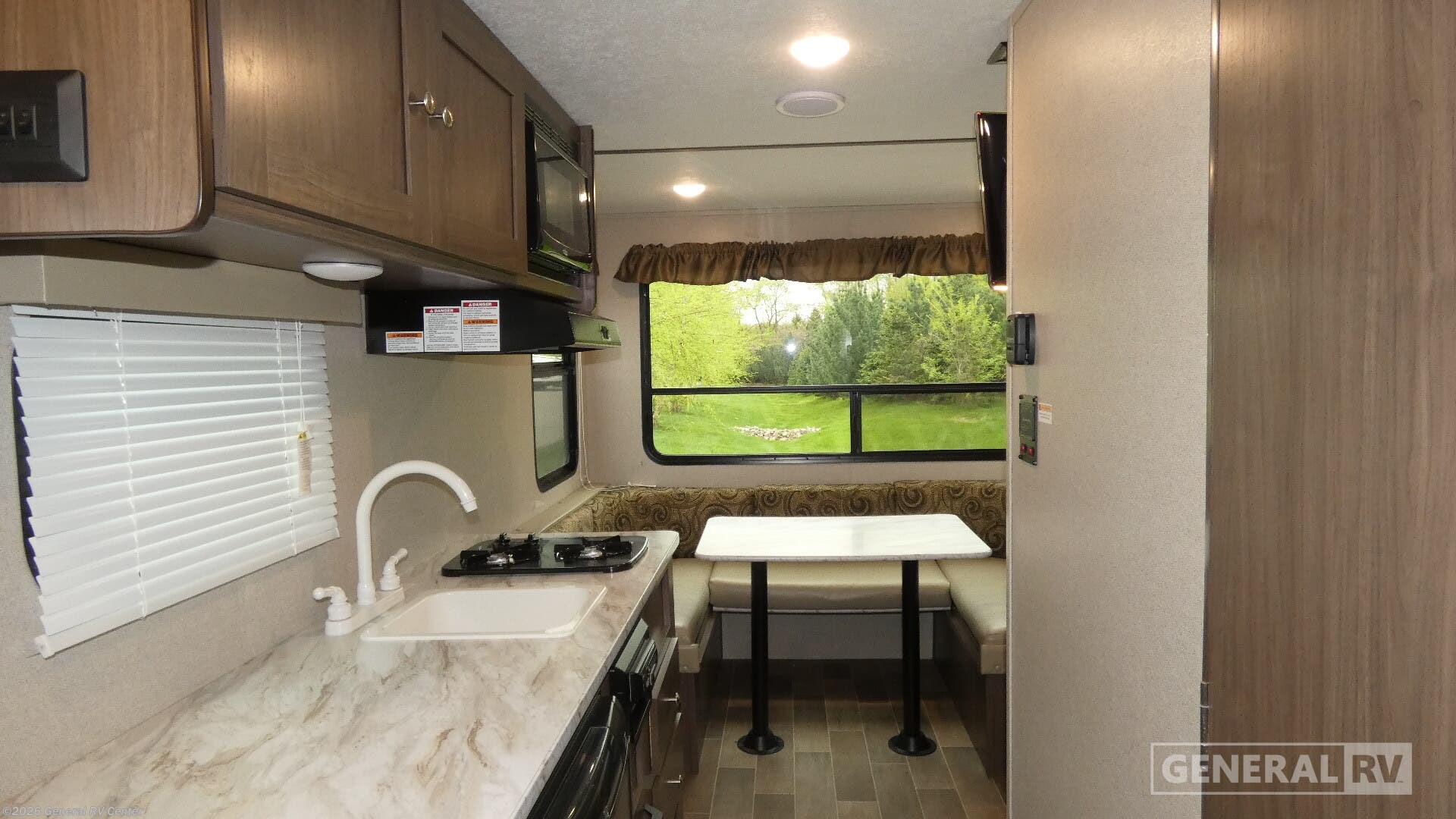 2019 Keystone Hideout 177LHS - Used Travel Trailer For Sale by General RV Center in Clarkston, Michigan