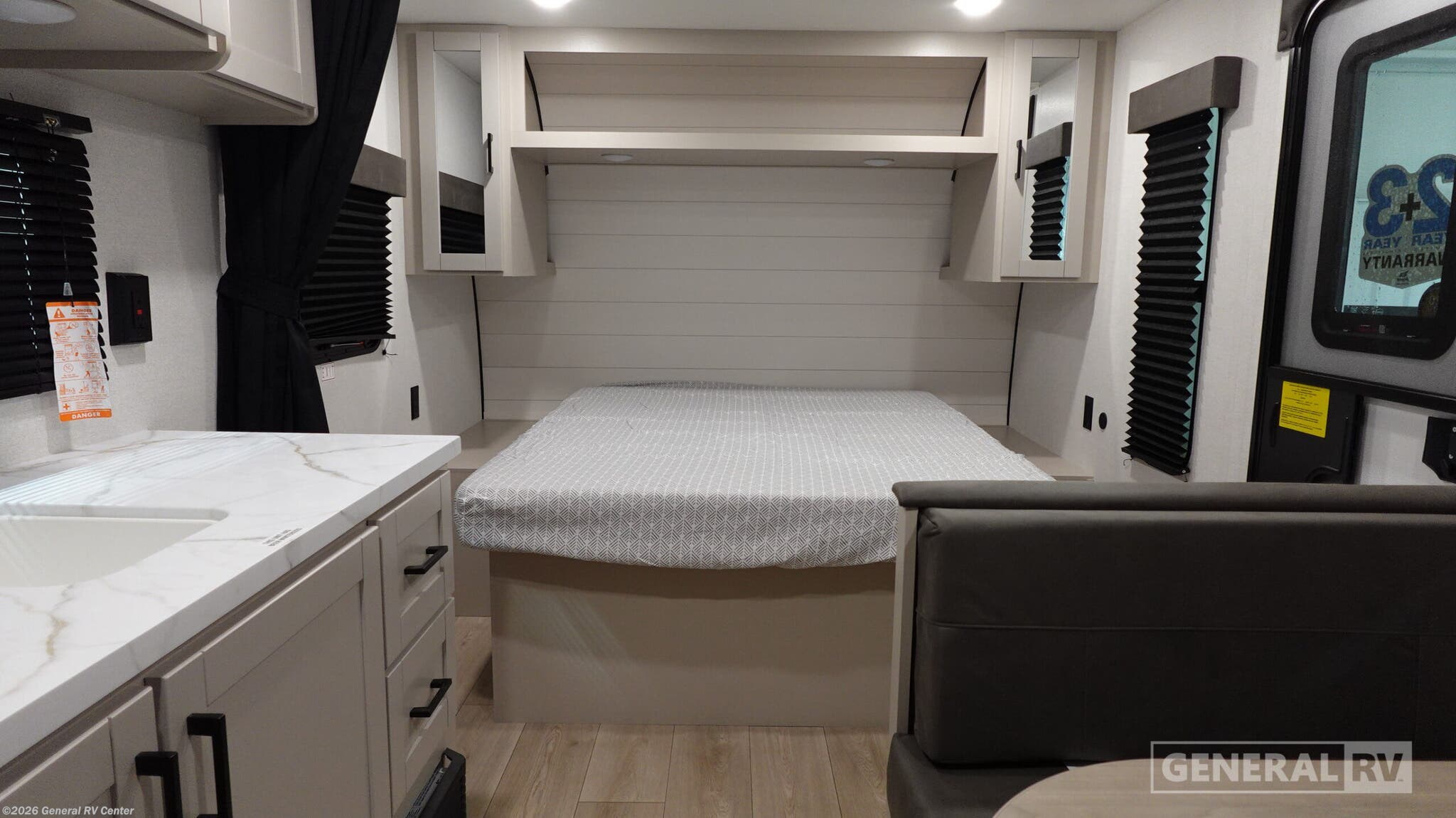 New 2026 Jayco Jay Flight SLX 175FQ available in Clarkston, Michigan