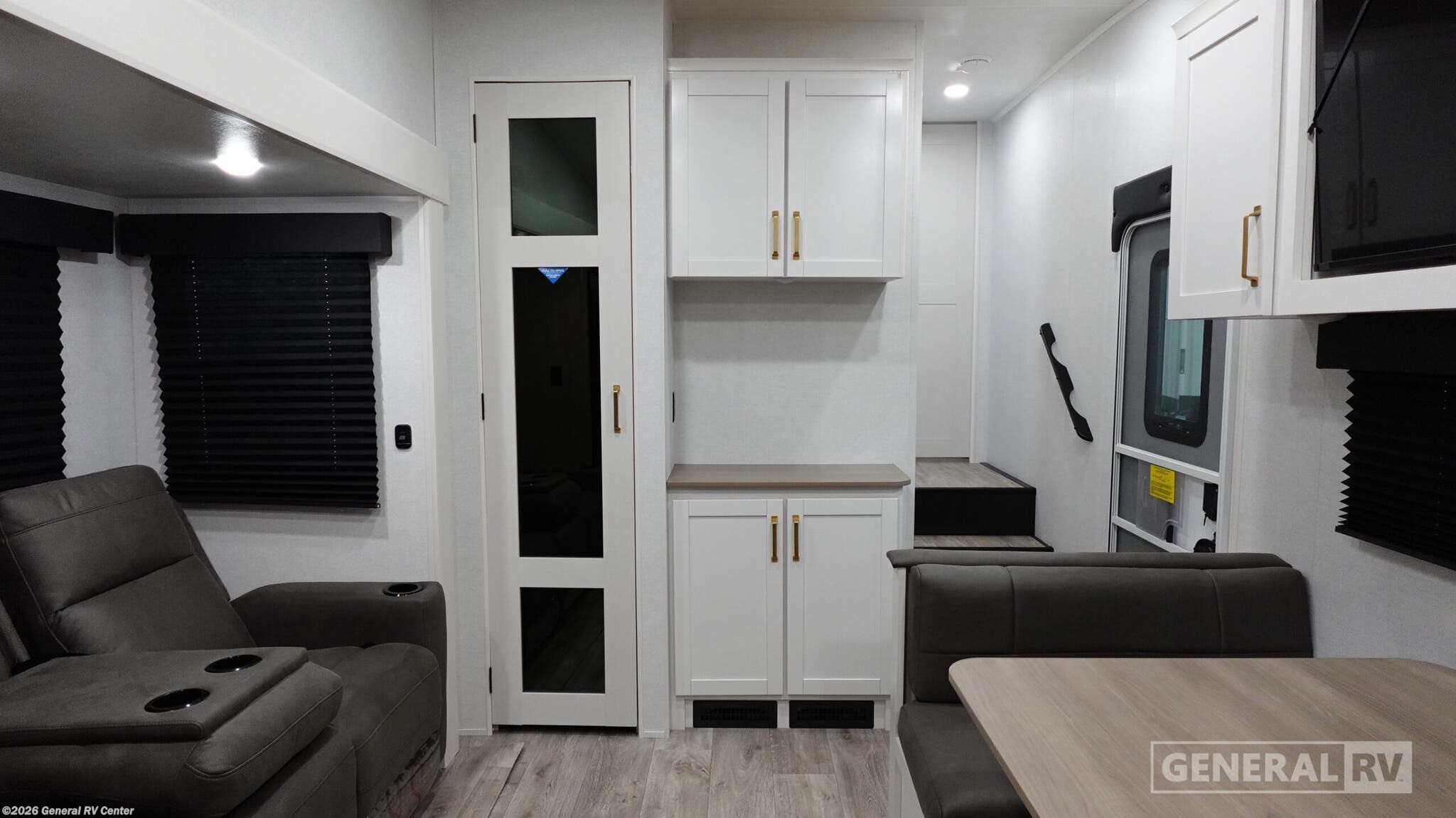 New 2026 Jayco Eagle SLE 24MLE available in Clarkston, Michigan