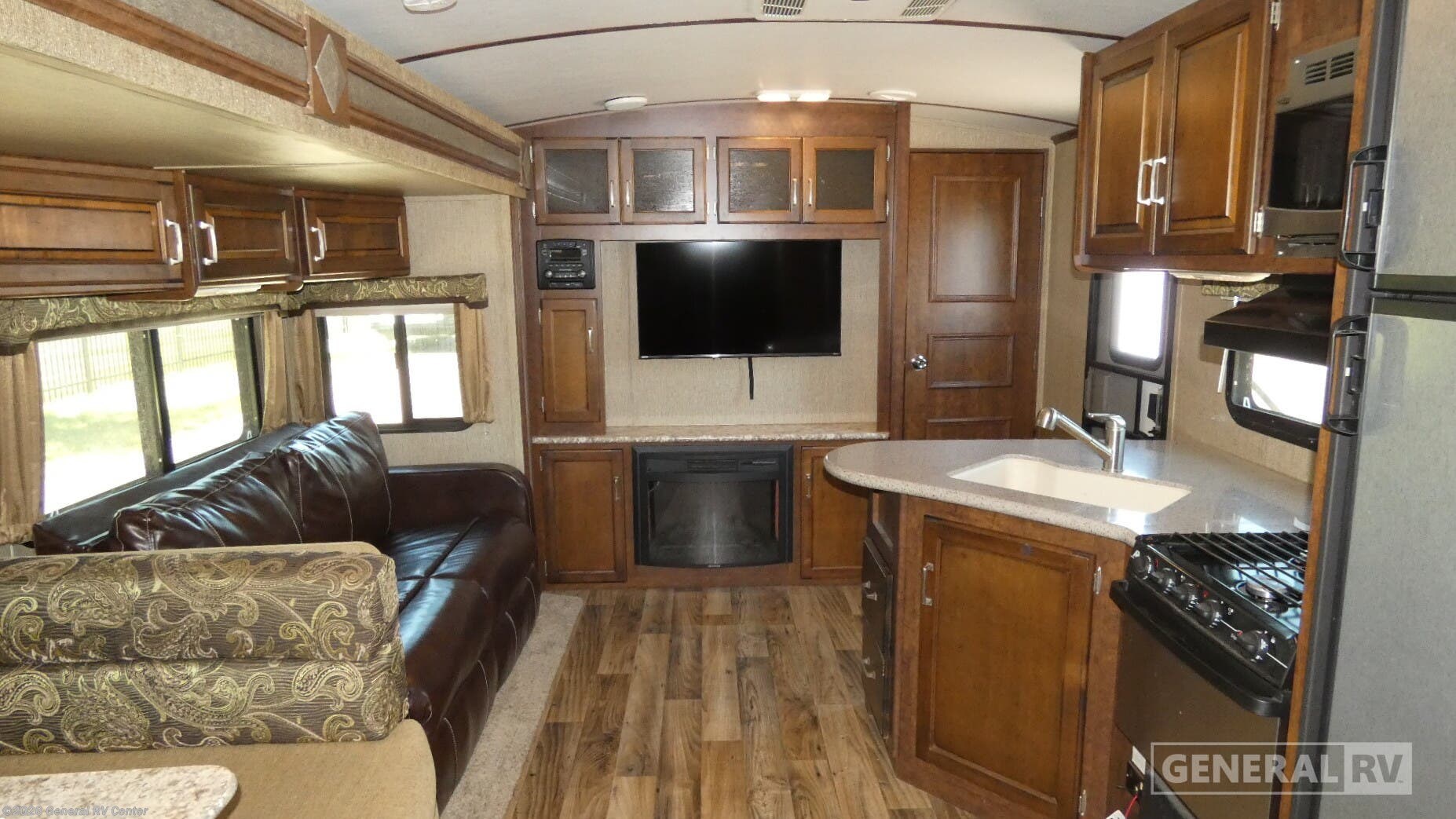Used 2017 Keystone Outback 312BH available in Clarkston, Michigan