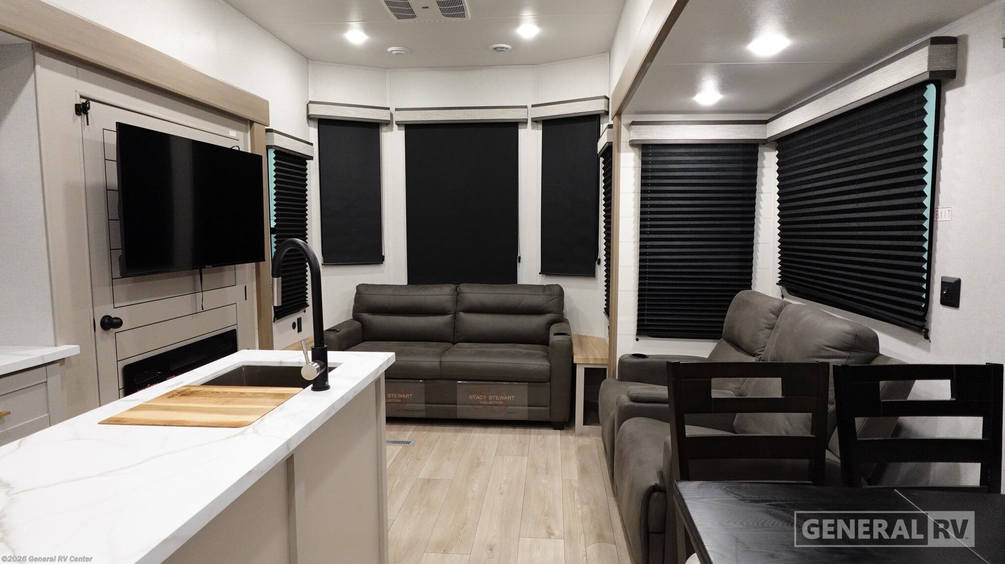 New 2027 Jayco Jay Flight Bungalow 401LOFT available in Clarkston, Michigan
