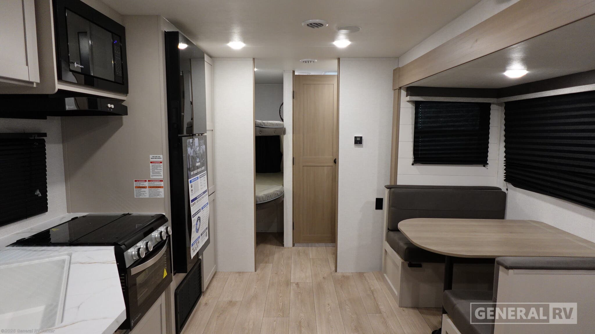 2027 Jayco FLIGHT 261BHS - New Travel Trailer For Sale by General RV Center in Clarkston, Michigan