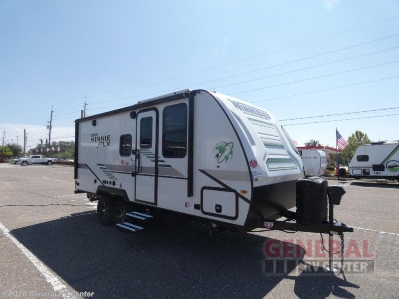 2022 Winnebago Micro Minnie FLX 2108DS RV for Sale in Ocala, FL 34473