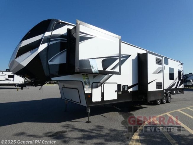 2022 Dutchmen Voltage 4015 #255701 - For Sale in Ocala, FL