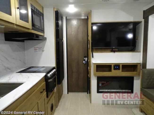 2024 Freedom Express Ultra Lite 252RBS by Coachmen from General RV Center in Ocala, Florida