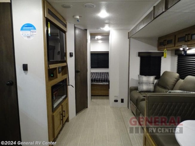 2024 Freedom Express Ultra Lite 259FKDS by Coachmen from General RV Center in Ocala, Florida