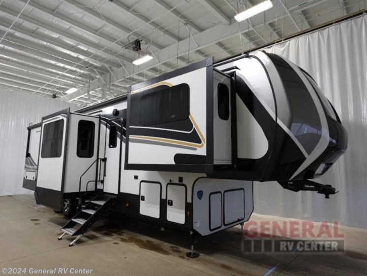 New 2024 Keystone Alpine 3700FL available in Ocala, Florida