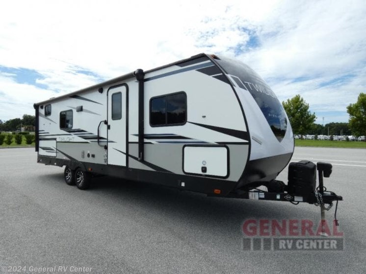 Used 2022 Cruiser RV Twilight Signature TWS 2600 available in Ocala, Florida