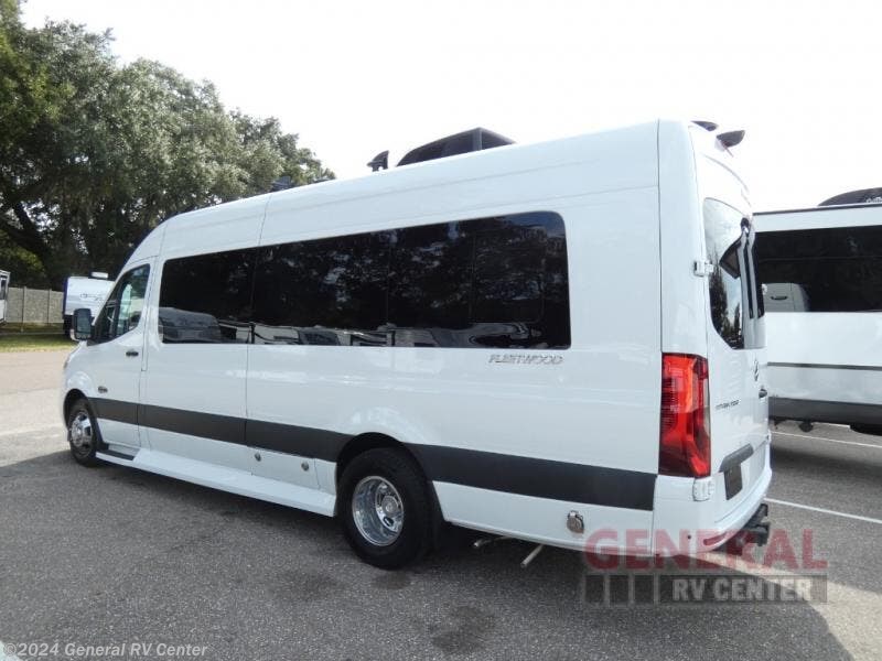 2024 Fleetwood Xcursion SL4E RV for Sale in Ocala, FL 34473 299691