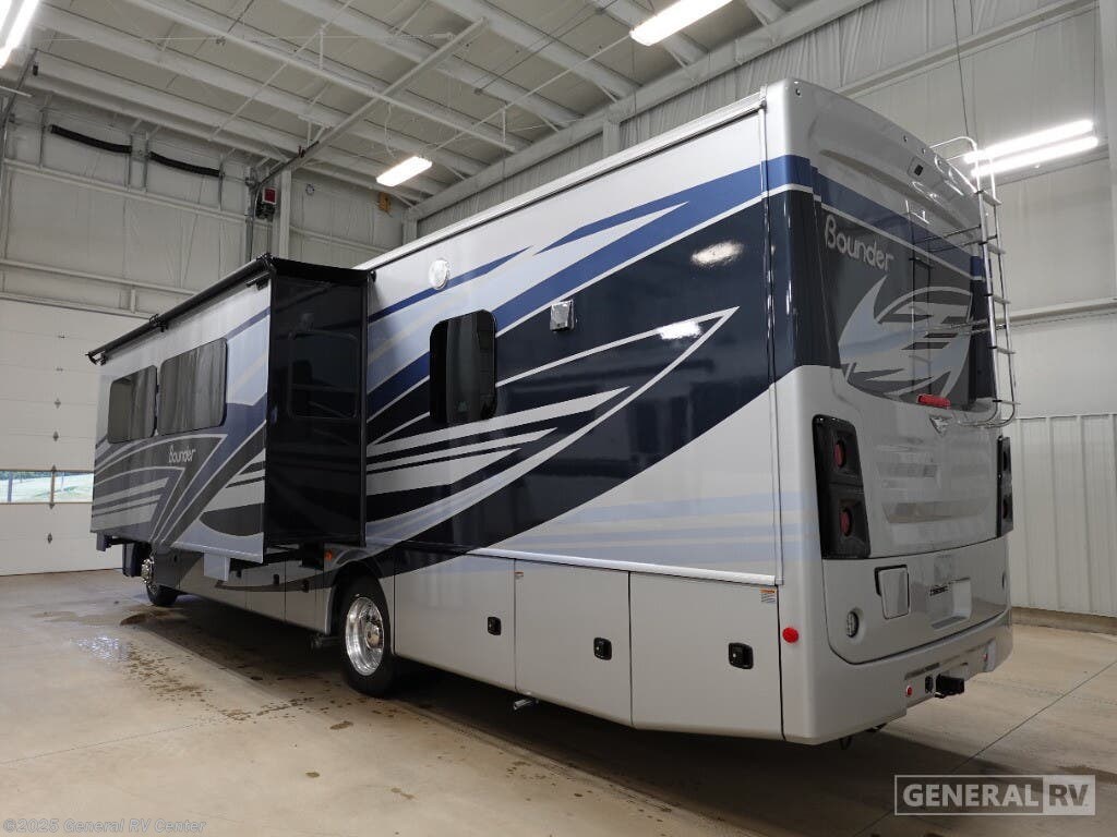 2026 Bounder 35K by Fleetwood from General RV Center in Ocala, Florida