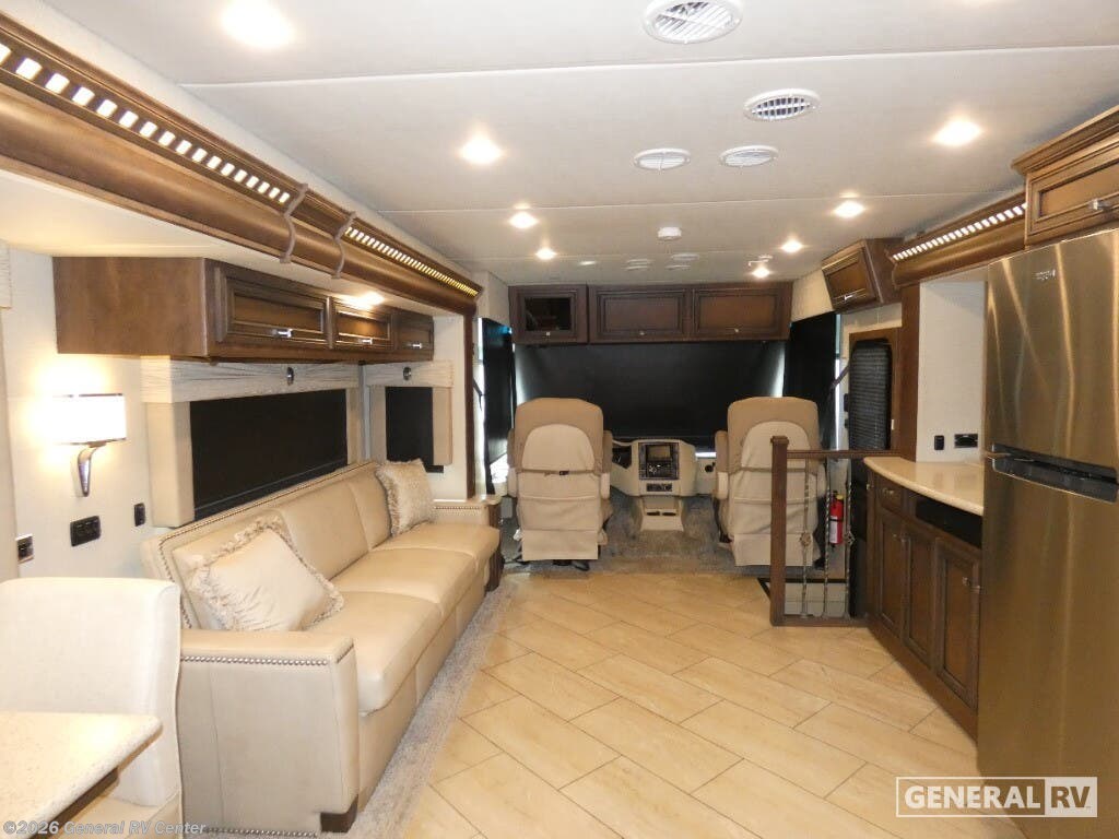Used 2019 Newmar BAYSTAR 3414-3SL available in Ocala, Florida