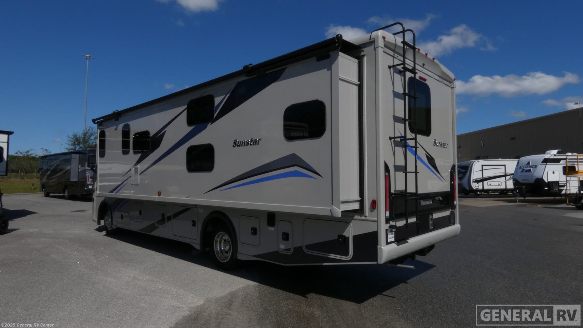 2025 Sunstar 31B by Winnebago from General RV Center in Ocala, Florida