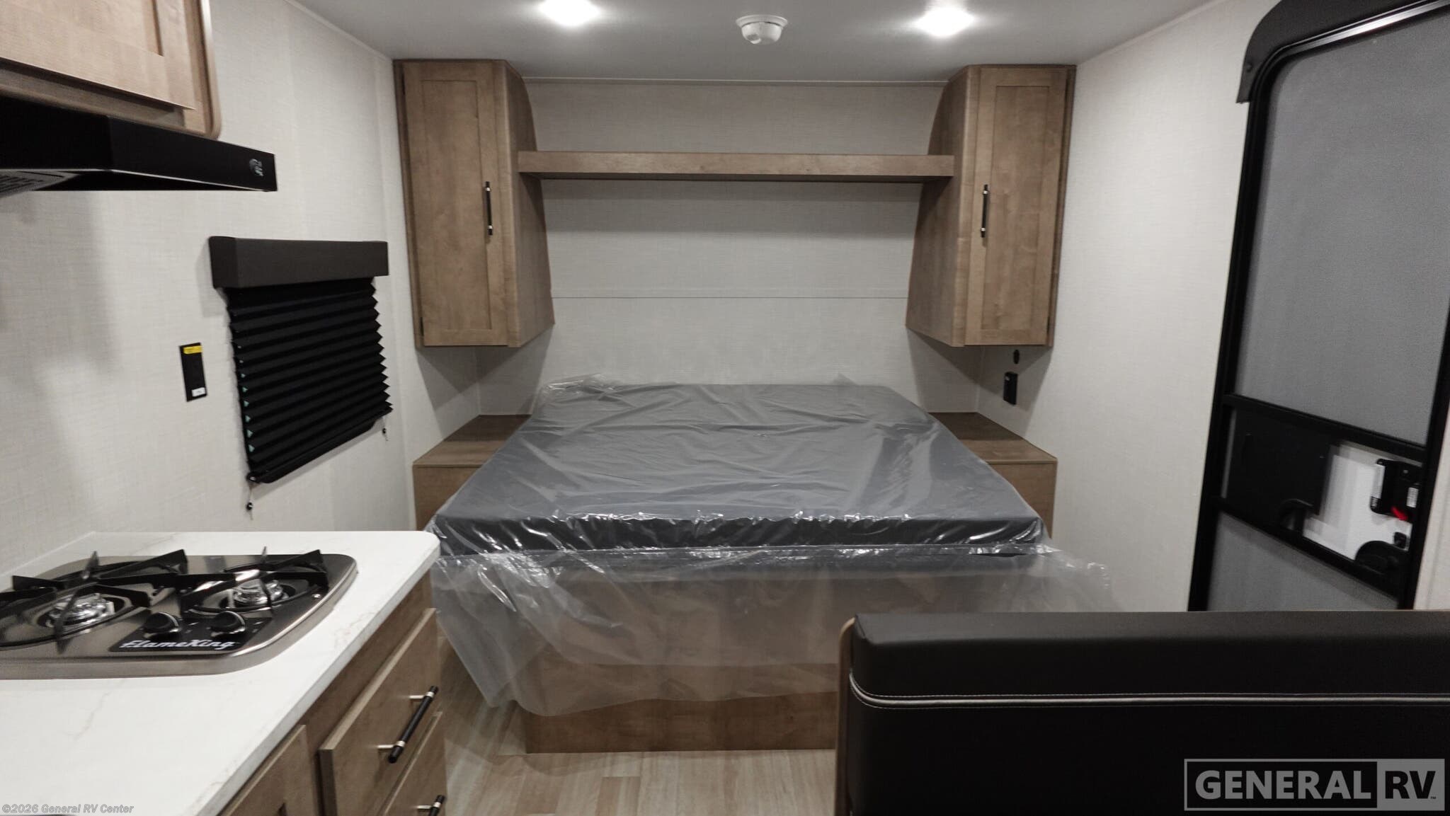 New 2026 Keystone Springdale 1700FQ available in Ocala, Florida