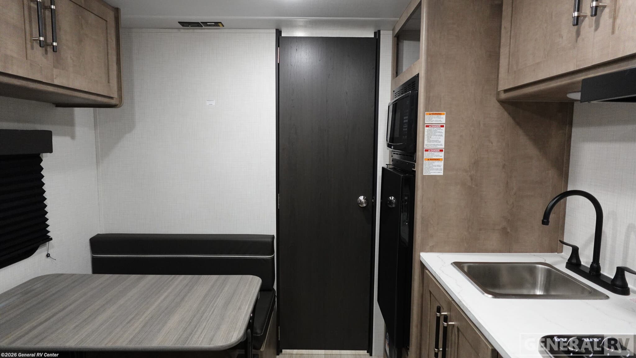 2026 Keystone Springdale 1700FQ - New Travel Trailer For Sale by General RV Center in Ocala, Florida