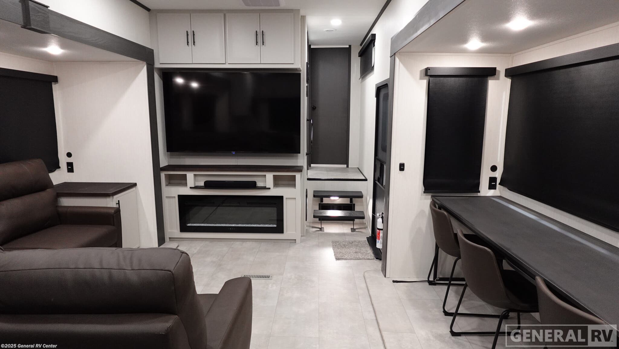 New 2026 Prime Time Crusader KING33 available in Ocala, Florida