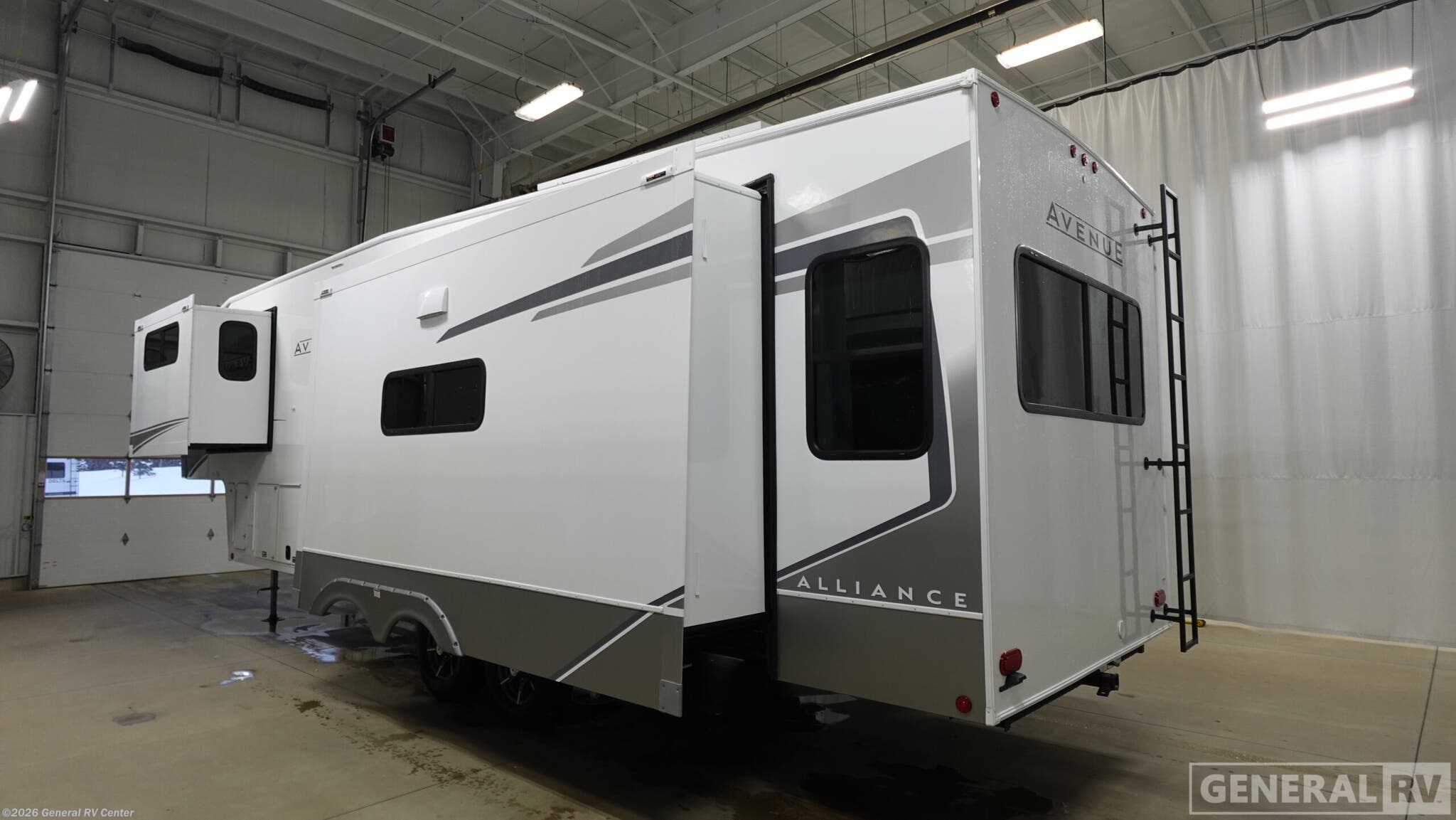 2026 Avenue 32RLS by Alliance RV from General RV Center in Ocala, Florida