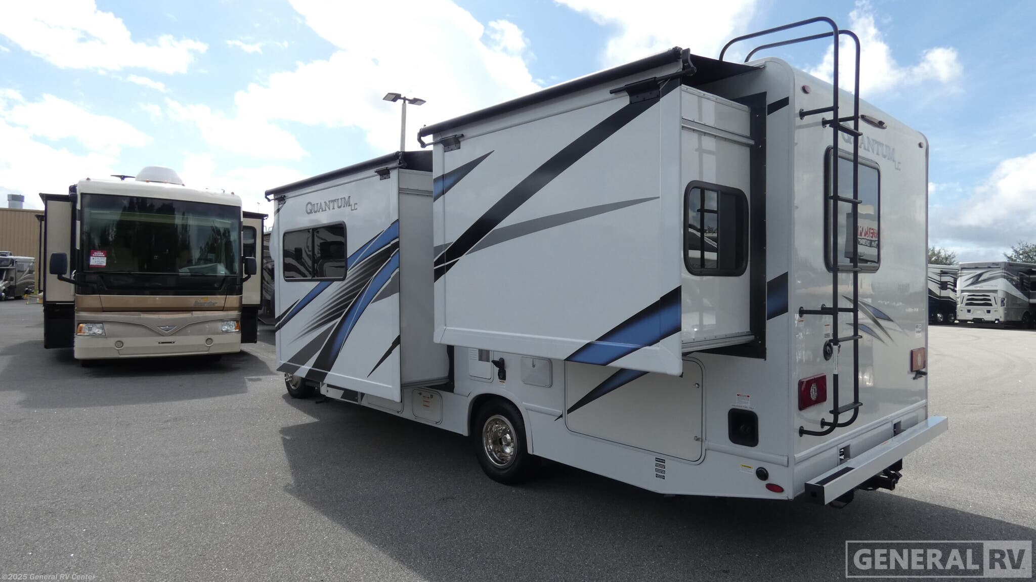 2024 Quantum LC LC26 by Thor Motor Coach from General RV Center in Ocala, Florida