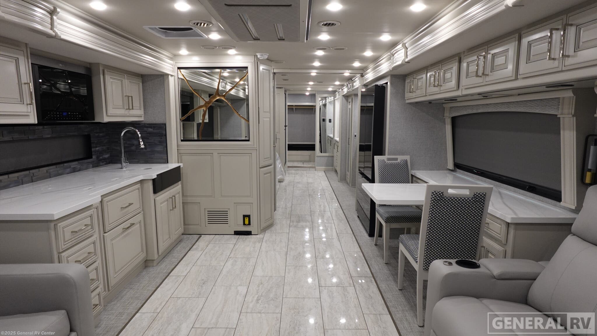 2026 Fleetwood Palisade 45CS - New Class A For Sale by General RV Center in Ocala, Florida