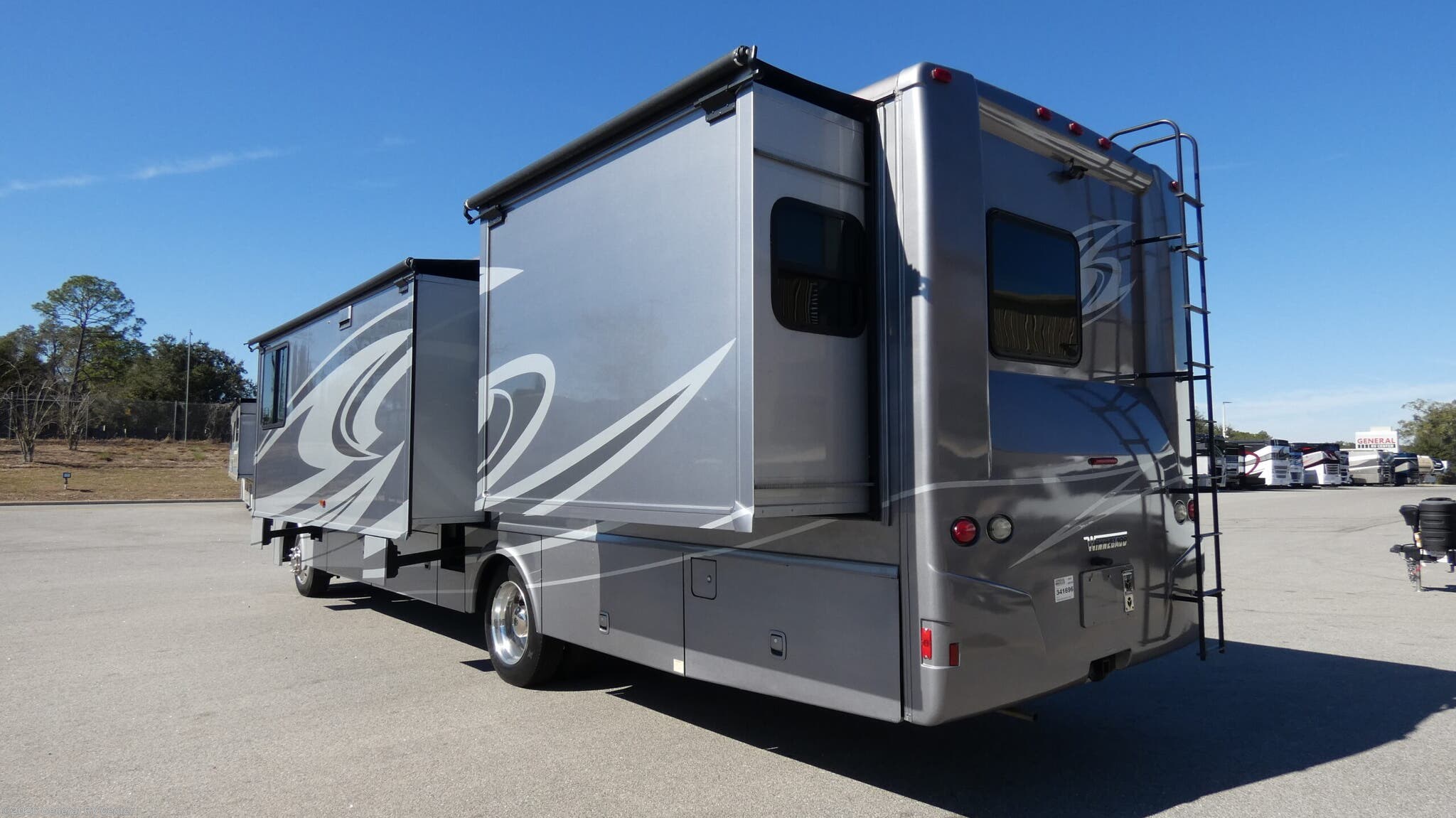 2016 Sightseer 35G by Winnebago from General RV Center in Ocala, Florida